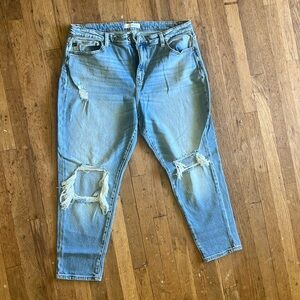 KanCan Distressed Jeans